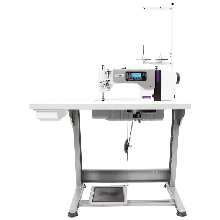 Automatic lockstitch machine with decorative stitch for light and medium materials, with built-in stepper motor and control - complete sewing machine