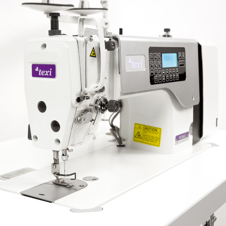 Automatic lockstitch machine with decorative stitch for light and medium materials, with built-in stepper motor and control - complete sewing machine